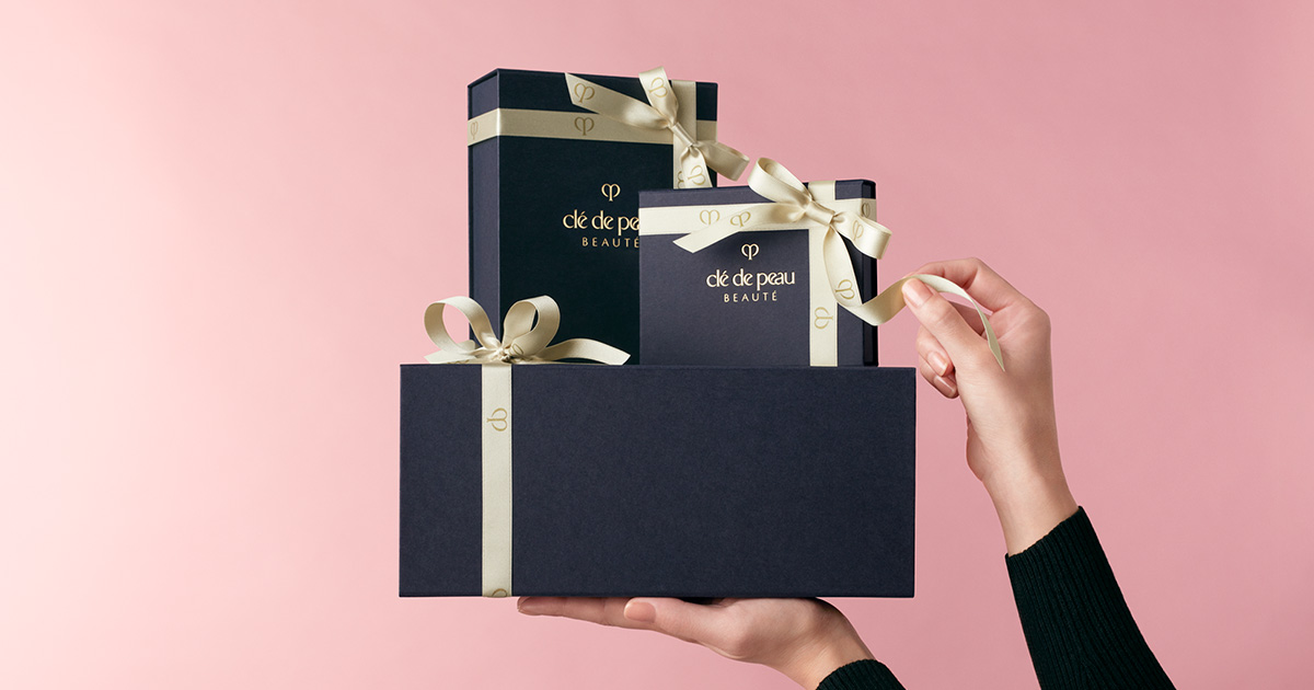 GIVE SOMEONE SPECIAL SOMETHING SPECIAL | Clé de Peau Beauté